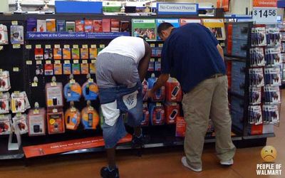 забавные фото из магазинов Walmart